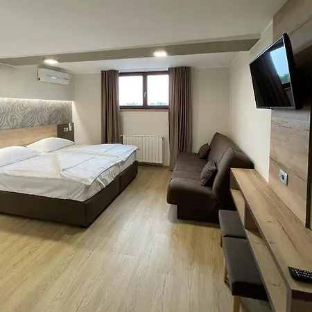 Hotel Roskar