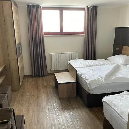 Hotel Roskar 3*